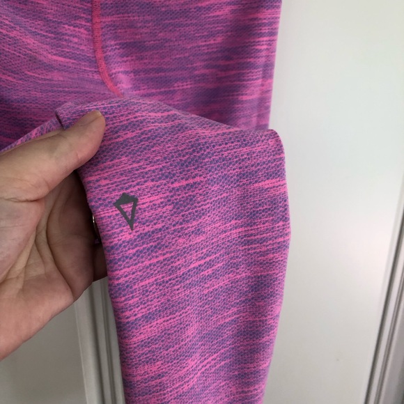 Ivivva by Lululemon reversible girls print leggings - Picture 8 of 14